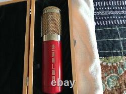 MXL Genesis Microphone with power amp and cord and mount