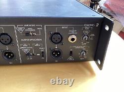 Mackie M-1400i FR Series, 2 Channel Professional Power Amplifier Working great