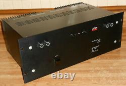 NICE ADCOM GFA-555 PRO 2 Channel Power Amplifier With Manual Powers Up AS IS