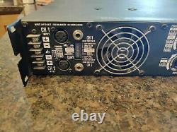 QSC Audio RMX 850 Professional Power Amplifier With Carry Case