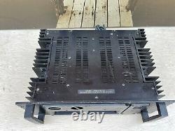 Yamaha P-2200 Professional 2-channel Power Amplifier 480W total (240x2)