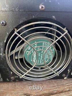 Amplificateur De Puissance Bgw Professional Model 750b. Les Pouvoirs S'en Vont. Je Travaille. Vintage, Lourd