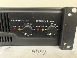 Amplificateur de puissance QSC RMX 850 vintage en rack 200W avec canal pro audio