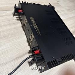 Amplificateur de puissance Yamaha P2050 Série Professionnelle