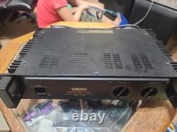 Amplificateur de puissance Yamaha P2050 Série Professionnelle, récemment servi, son excellent