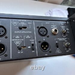 Amplificateur de puissance professionnel Mackie M-1400i FR Series 1400 W 2 canaux fonctionne très bien