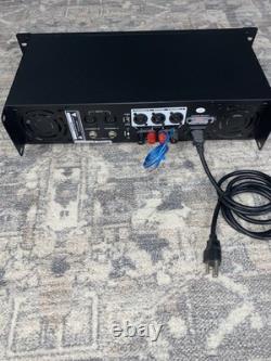 Amplificateur de puissance professionnel Pyle 2 canaux 1000 Watt PTA1000 en fonctionnement