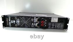 Amplificateur de puissance professionnel QSC Audio RMX 850 à 2 canaux pour montage en rack avec cordon d’alimentation