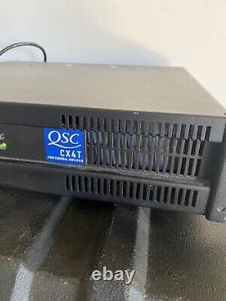 Amplificateur de puissance professionnel QSC CX4T à 2 canaux pour équipement audio en rack.