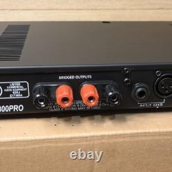 Amplificateur de puissance professionnel VocoPro VP-300 PRO 300W à un espace