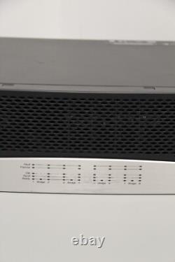 Amplificateur de puissance professionnel à montage en rack Crown CTS 8200 à 8 canaux avec façade rayée