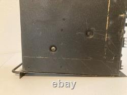 Amplificateur de puissance professionnel portable Crest Audio VS1500 filaire 120V 60Hz