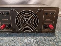 Amplificateur de puissance stéréo Peavey M-4000 (entretien professionnel)