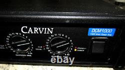 Amplificateur de puissance stéréo professionnel en rack Carvin DCM 1000 à 2 canaux.