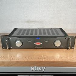 Amplificateur de référence professionnel Alesis RA150 en rack mono/stéréo