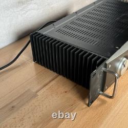 Amplificateur de référence professionnel Alesis RA150 en rack mono/stéréo