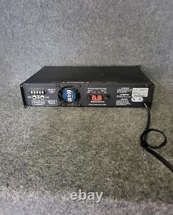 Amplificateur stéréo professionnel QSC MX700 à montage en rack.