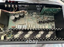Amplificateur stéréo professionnel QSC Model 1200 200W