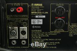 Série Professionnelle Yamaha P-2200 240withch Puissance Rms Amplificateur Amp Testée Travail